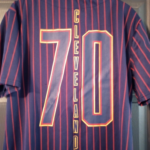 Cleveland Cavaliers NBA sports Pinstripe baseball jersey cavs number 70 medium - Picture 3 of 5